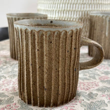   Load image into Gallery viewer, Column Mug - Natural/Lavender