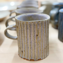   Load image into Gallery viewer, Column Mug Lavendar